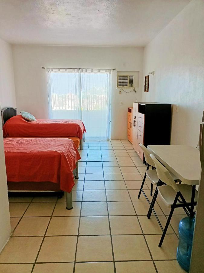 Twin Towers Tres Mares Appartement Acapulco Buitenkant foto